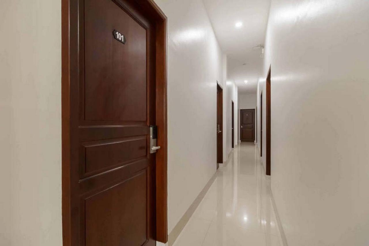 Reddoorz At Seindo Hotel Medan Sunggal Bagian luar foto