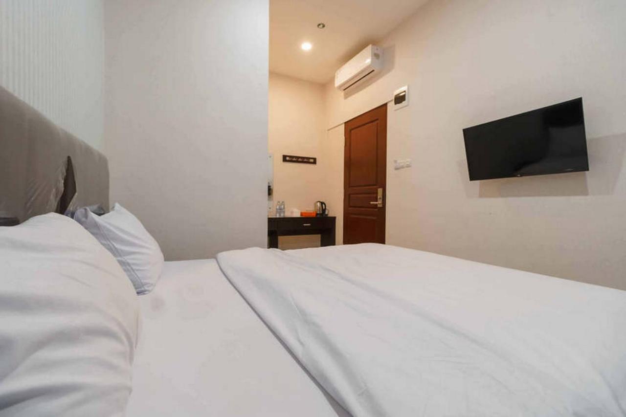 Reddoorz At Seindo Hotel Medan Sunggal Bagian luar foto