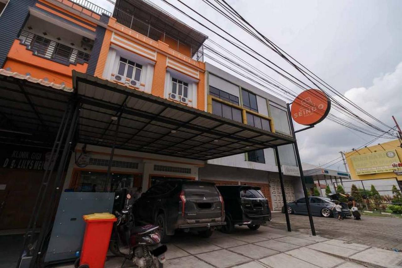 Reddoorz At Seindo Hotel Medan Sunggal Bagian luar foto